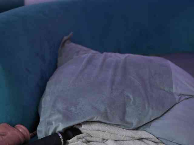 AishaBee webcam