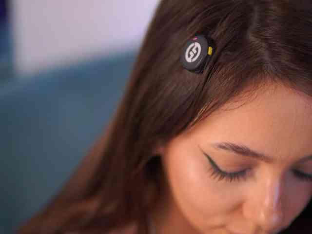 AishaBee webcam