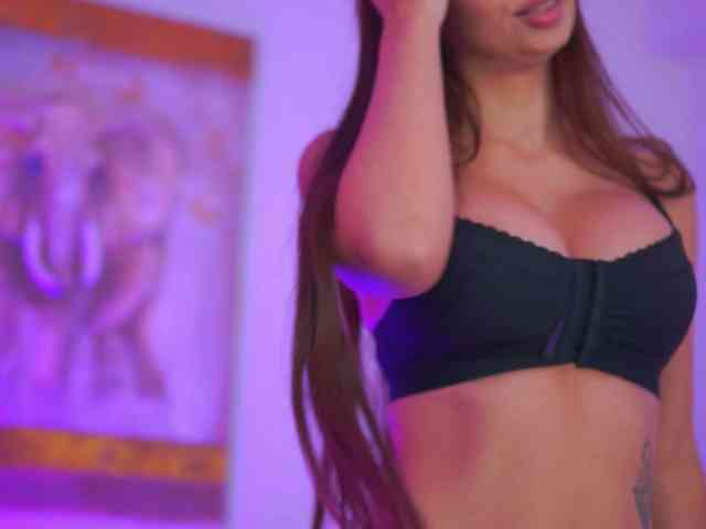 AishaBee