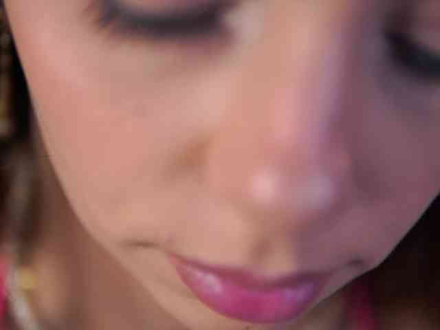 AishaBee webcam