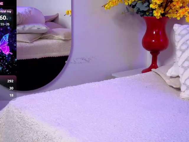 Misskarla live cam preview