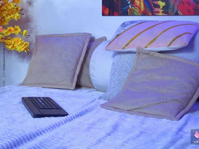 Misskarla live cam preview