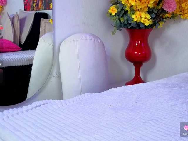 Misskarla live cam on BongaCams