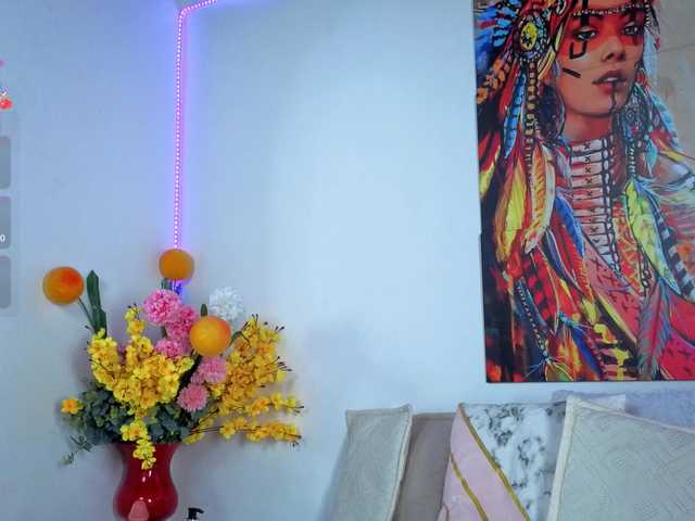 Misskarla live cam on BongaCams