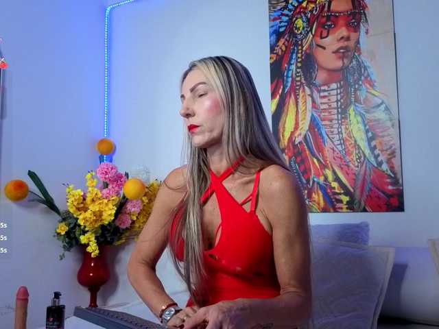 Misskarla live cam on BongaCams