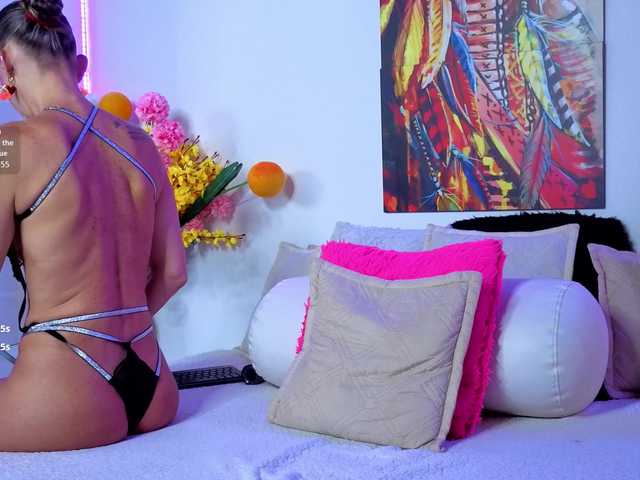 Misskarla live cam on BongaCams