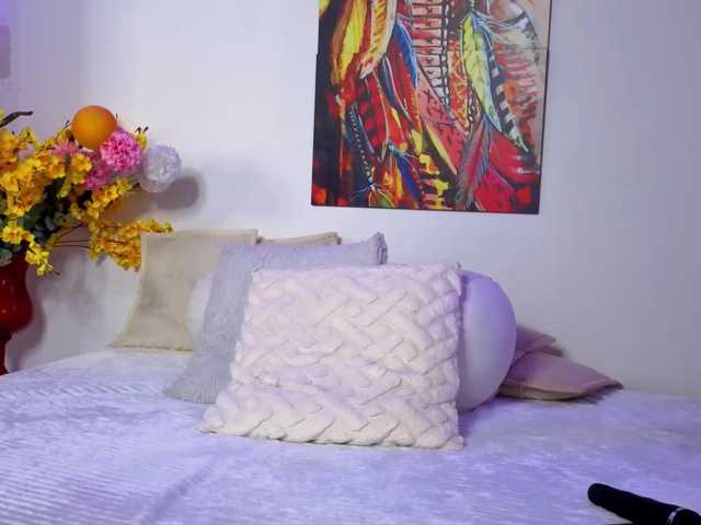 Misskarla live cam on BongaCams