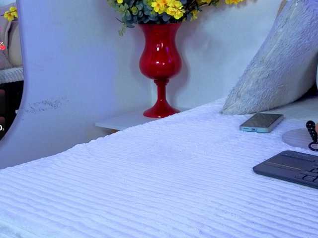 Misskarla Live Cam on BongaCams