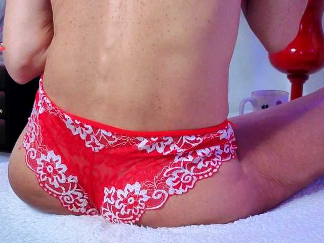 Misskarla live cam on BongaCams