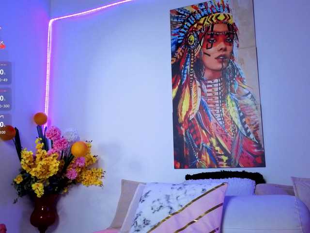 Misskarla live cam on BongaCams
