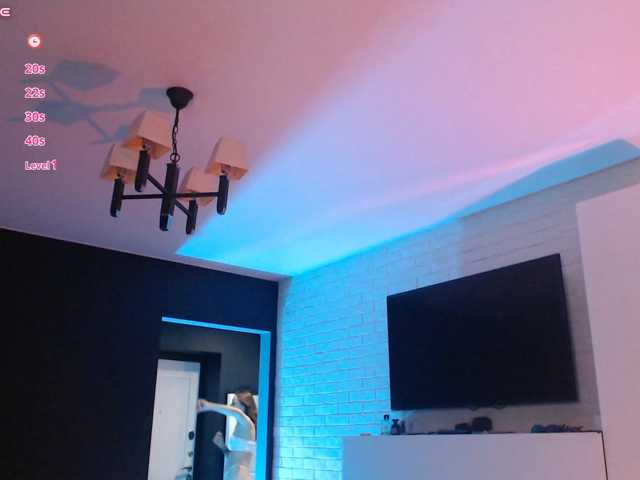 Jade-Lumin live cam on BongaCams
