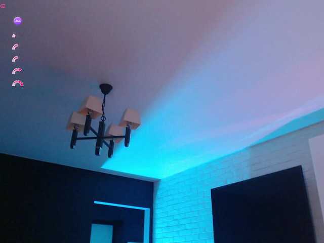Jade-Lumin live cam on BongaCams