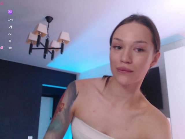 Jade-Lumin live webcam show