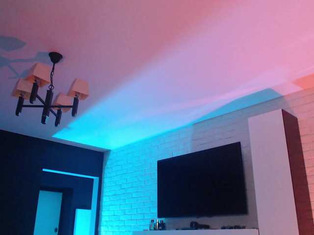 Jade-Lumin live cam on BongaCams