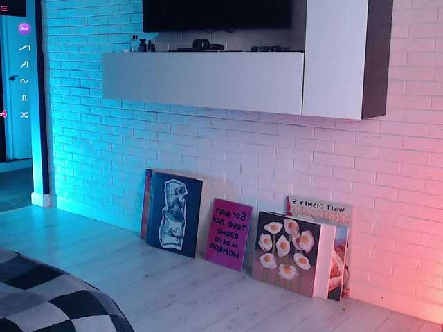Jade-Lumin live cam on BongaCams