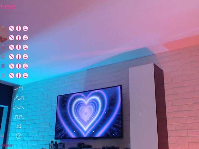 Jade-Lumin's BongaCams show and profile