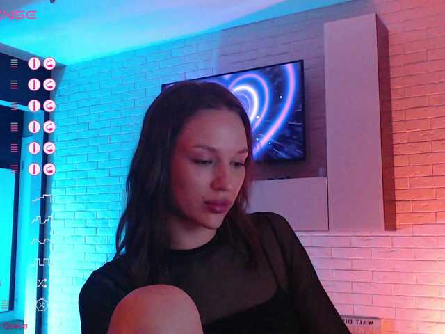 Jade-Lumin's BongaCams show and profile