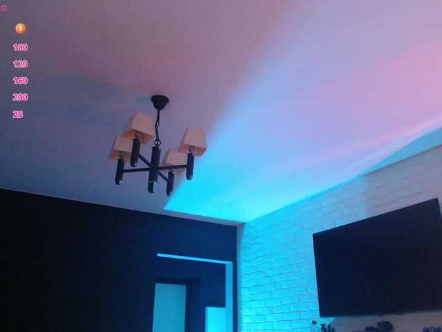 Jade-Lumin live cam on BongaCams