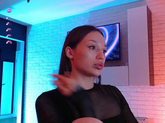 Jade-Lumin live cam on BongaCams