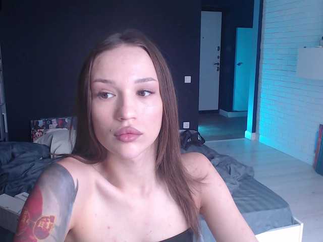 Jade-Lumin live cam on BongaCams