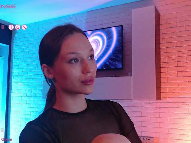 Jade-Lumin's BongaCams show and profile