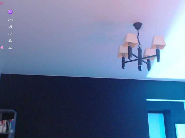 Jade-Lumin live cam on BongaCams