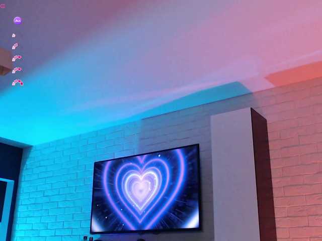 Jade-Lumin live cam on BongaCams