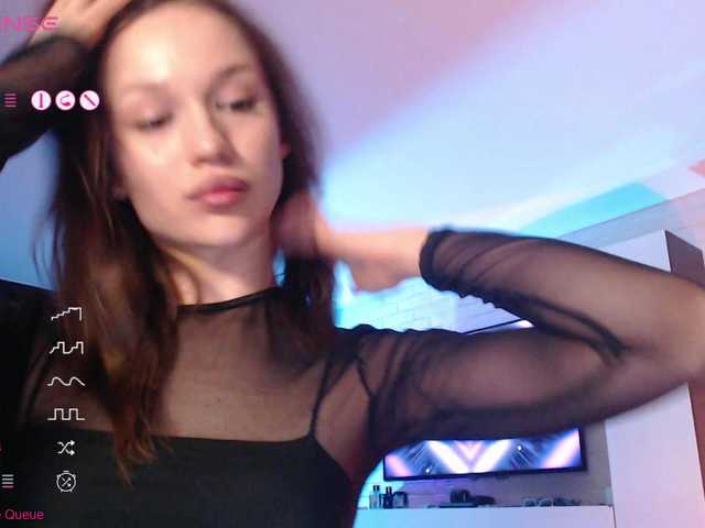 Jade-Lumin's BongaCams show and profile