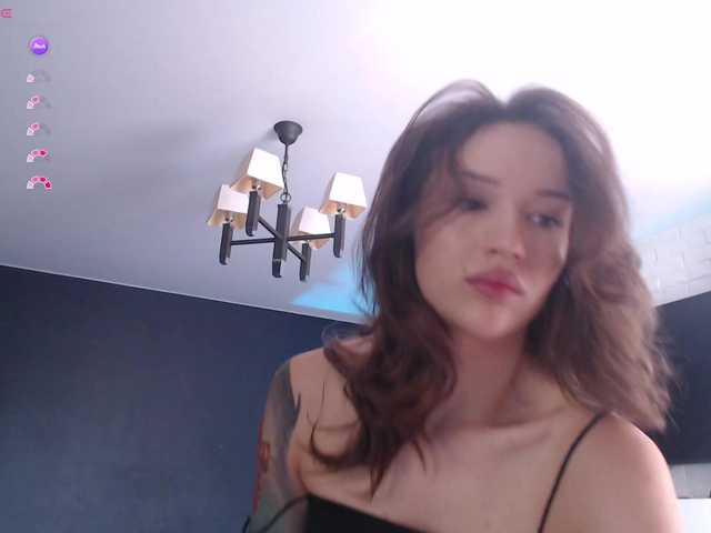 Jade-Lumin live cam on BongaCams