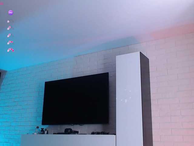 Jade-Lumin live cam on BongaCams