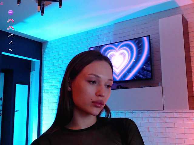 Jade-Lumin live cam on BongaCams