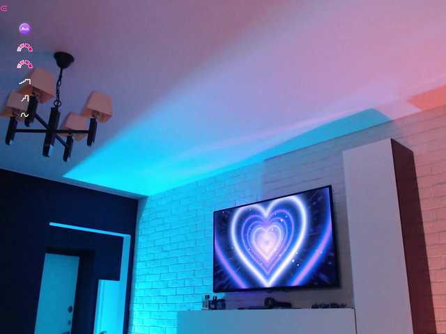 Jade-Lumin live cam on BongaCams