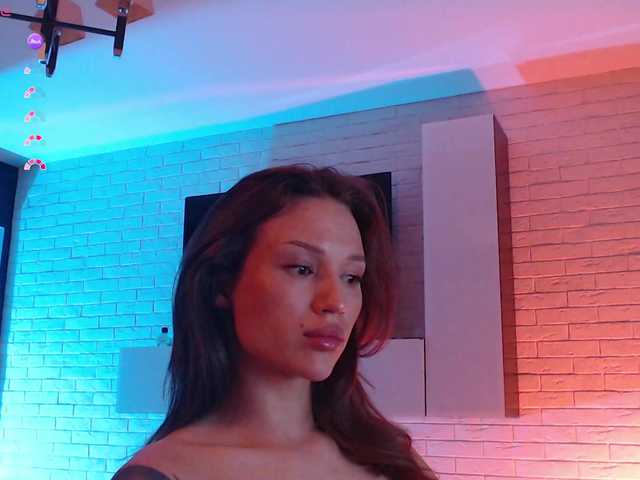 Jade-Lumin live webcam show