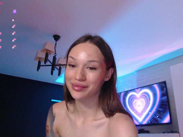 Jade-Lumin live cam on BongaCams