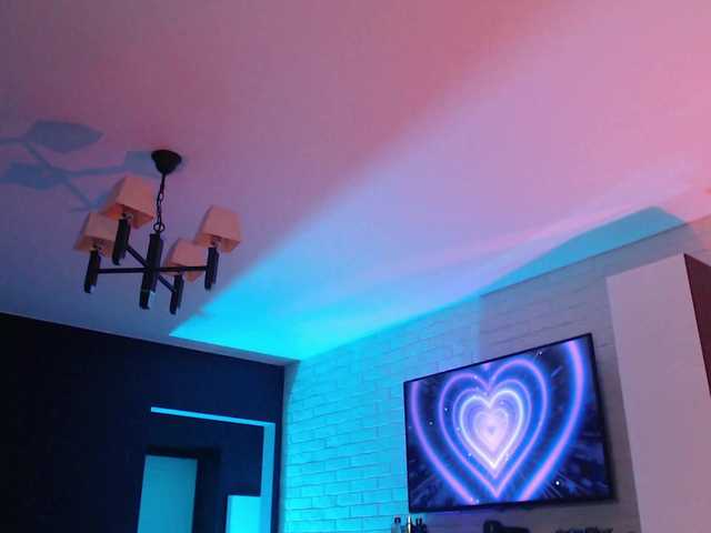 Jade-Lumin live cam on BongaCams