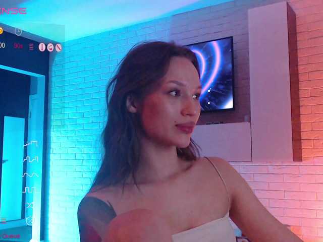 Jade-Lumin's BongaCams show and profile