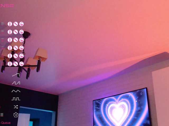 Jade-Lumin's BongaCams show and profile