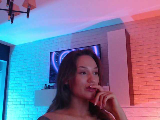 Jade-Lumin live cam on BongaCams
