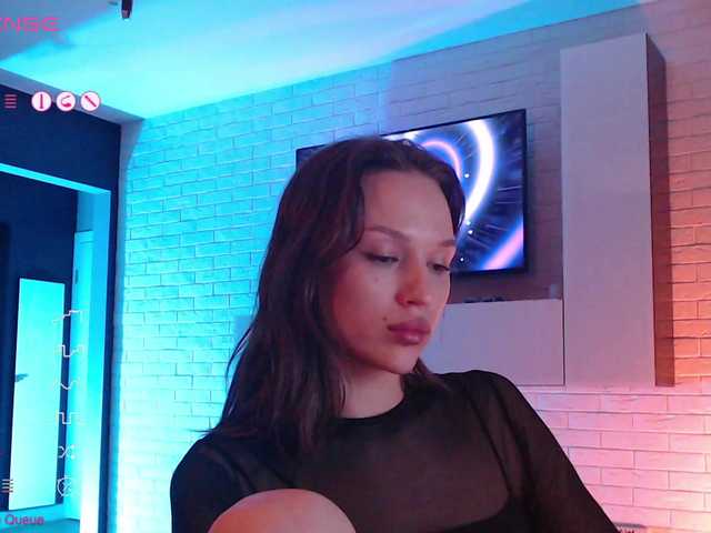 Jade-Lumin's BongaCams show and profile