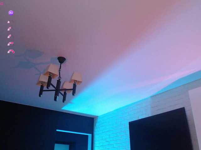 Jade-Lumin live cam on BongaCams