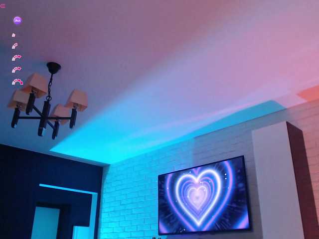 Jade-Lumin live cam on BongaCams