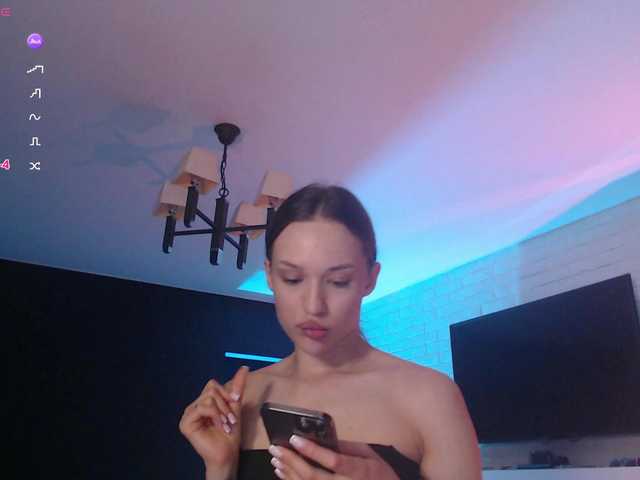 Jade-Lumin live cam preview