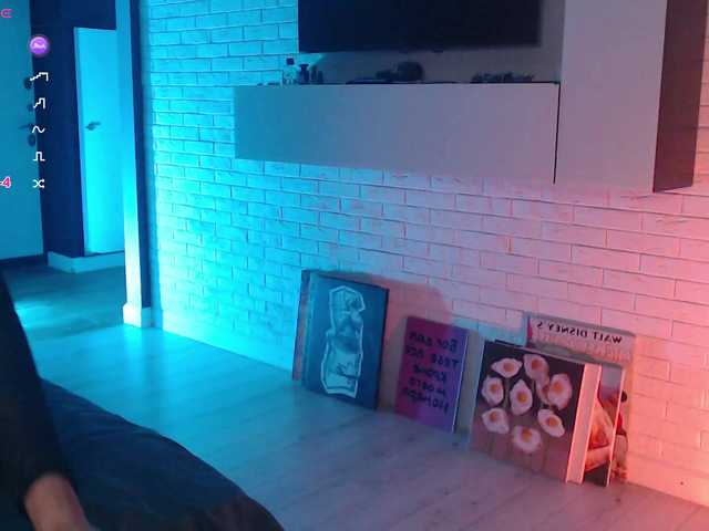 Jade-Lumin live cam on BongaCams