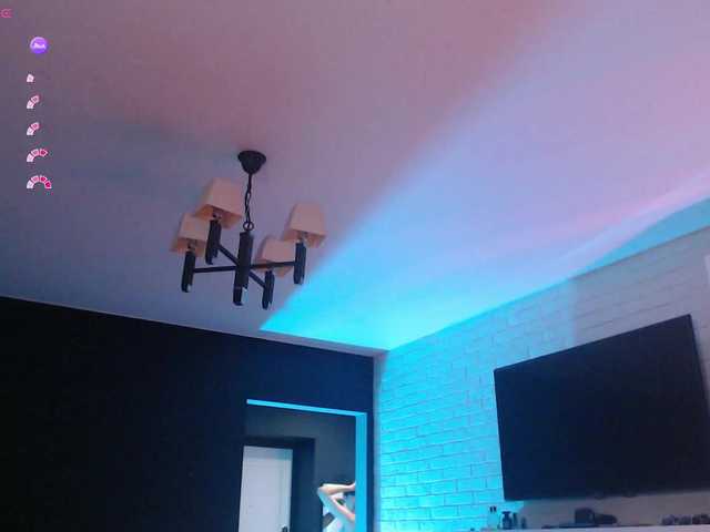 Jade-Lumin live cam on BongaCams
