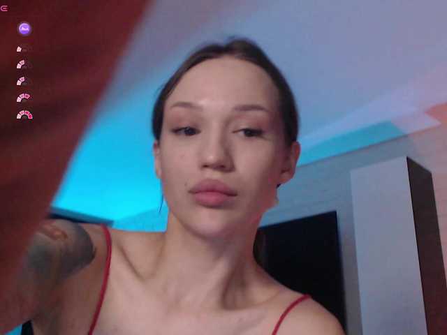 Jade-Lumin live cam on BongaCams