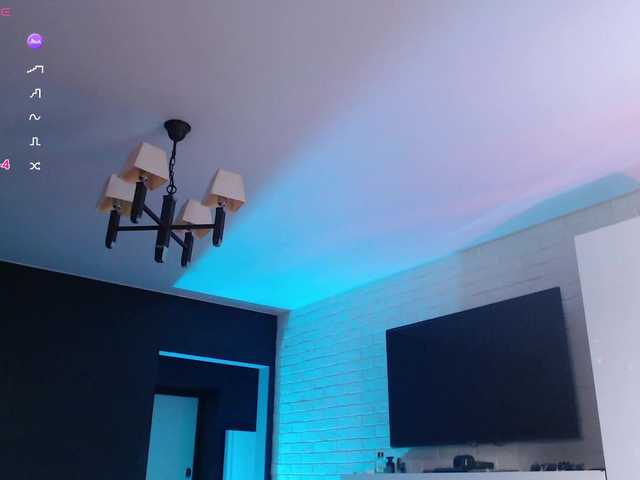 Jade-Lumin live cam on BongaCams