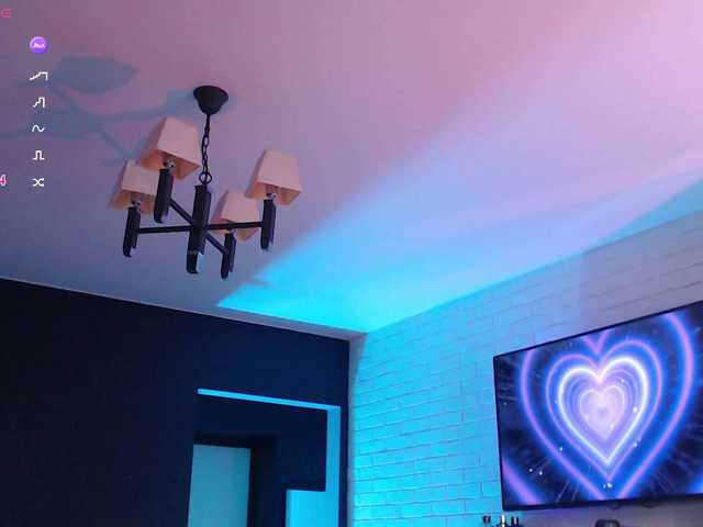 Jade-Lumin live cam on BongaCams