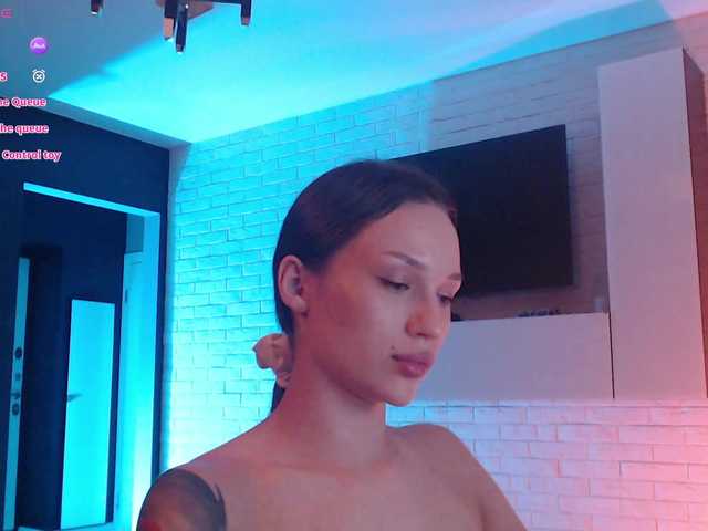 Jade-Lumin live cam on BongaCams