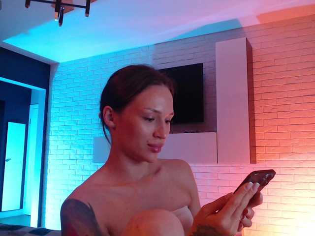 Jade-Lumin live webcam show