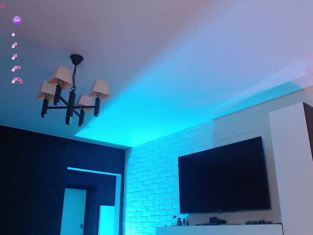 Jade-Lumin live cam on BongaCams